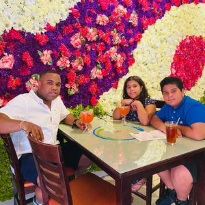 Meet your Posher, Sandy